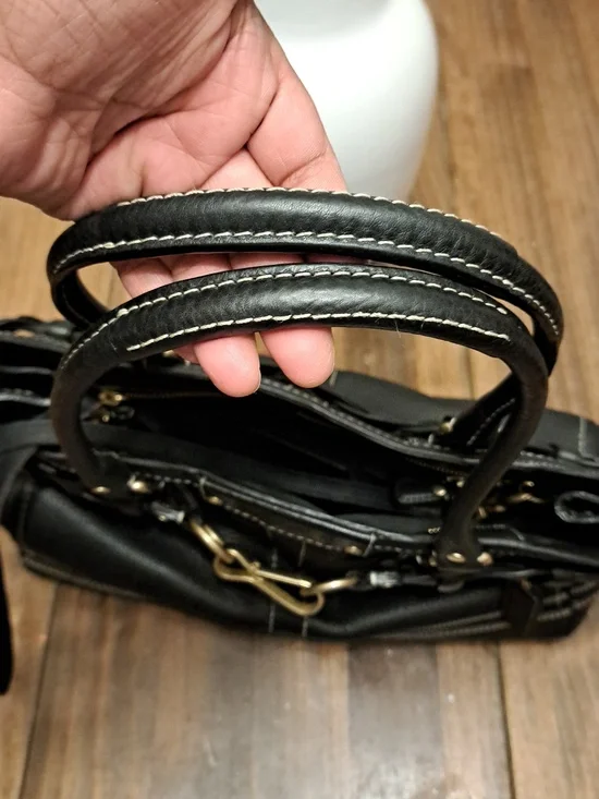 Coach Hamptons Carryall in black 2006 Clean & Beautiful💝 - Picture 3 of 11